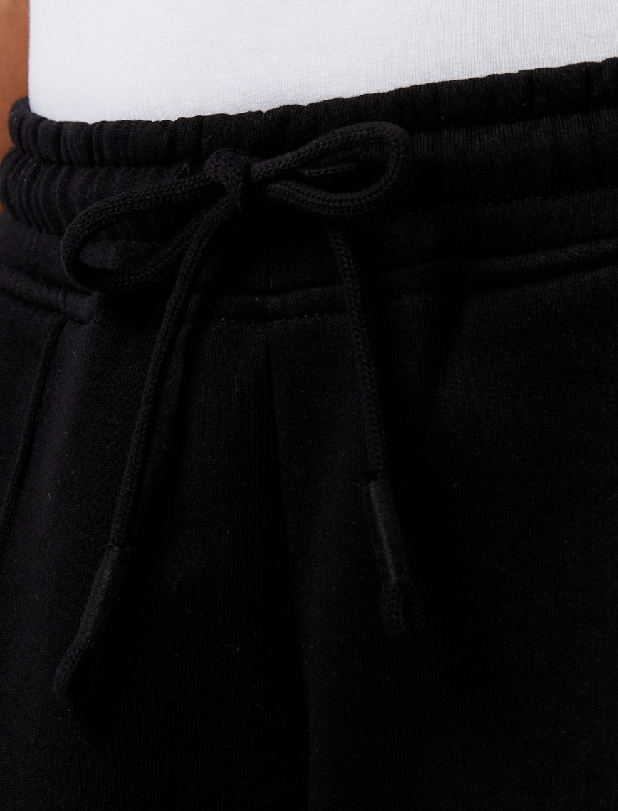 Les Benjamins Kadın Siyah Şort Les Benjamins Kadın Siyah Şort