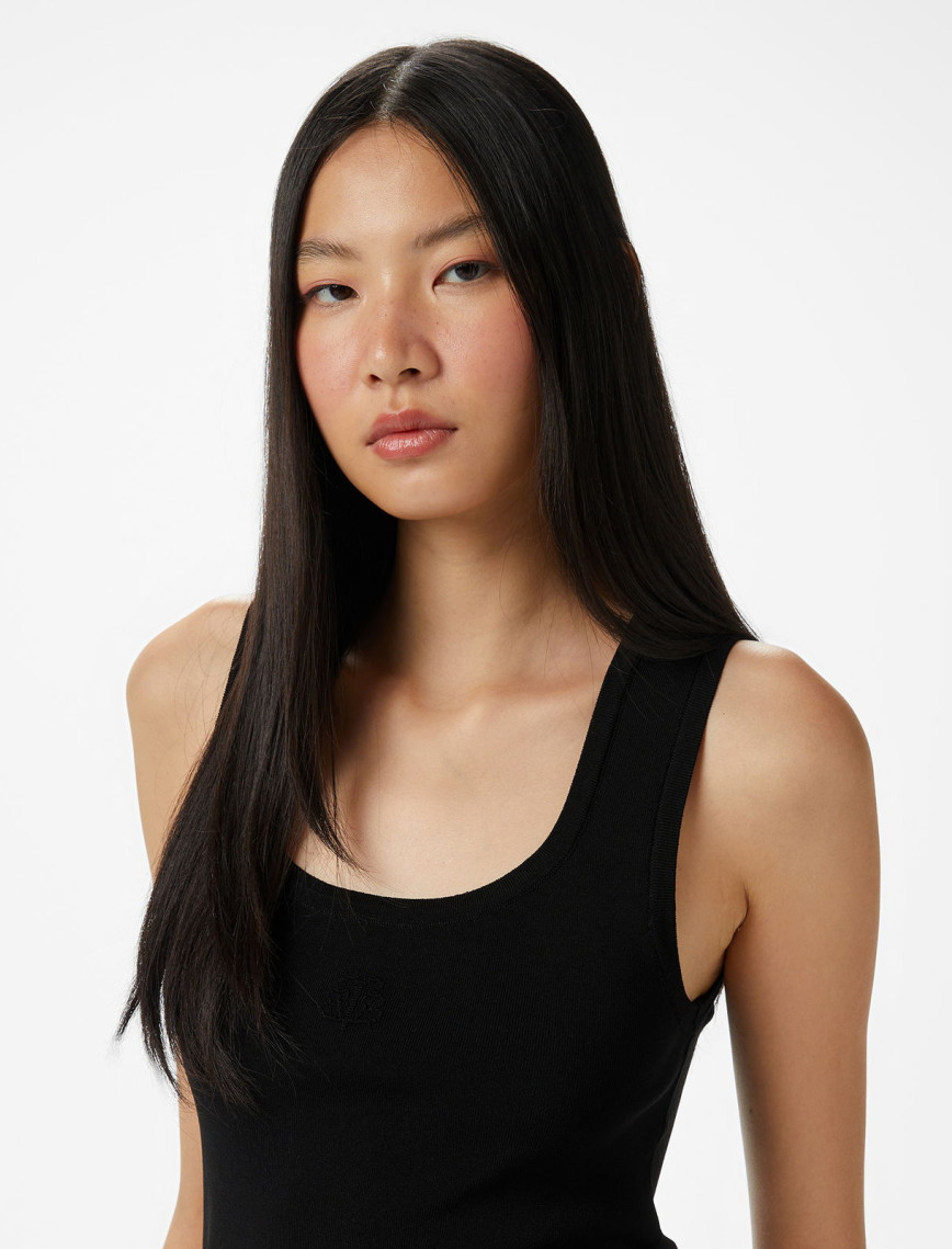 Brooks Brothers Önü Palmiye Desenli Triko Kadın Siyah Kolsuz Kazak Brooks Brothers Önü Palmiye Desenli Triko Kadın Siyah Kolsuz Kazak