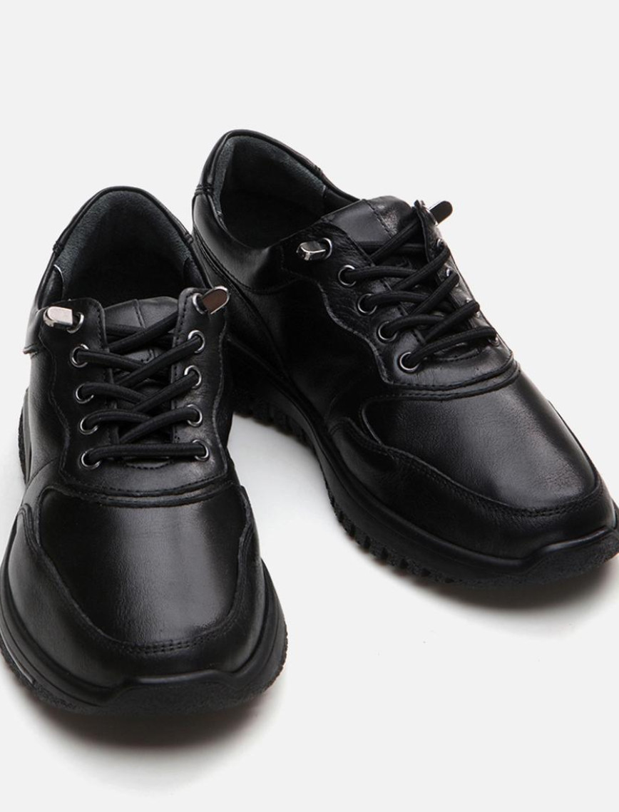 Kadın Deri Siyah Spor Ayakkabı Kadın Deri Siyah Spor Ayakkabı