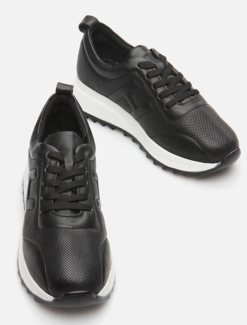 Kadın Deri Siyah Spor Ayakkabı Kadın Deri Siyah Spor Ayakkabı