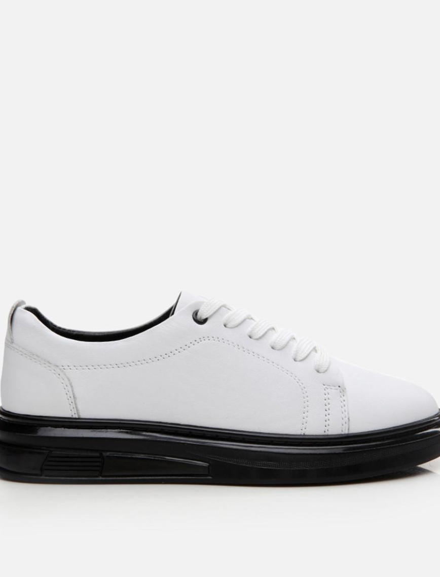 Kadın Deri Siyah Spor Ayakkabı Kadın Deri Siyah Spor Ayakkabı