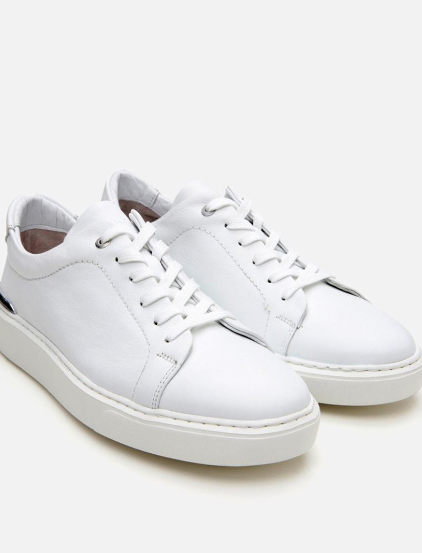 Erkek Deri Beyaz Ultra Hafif Tabanlı Spor Ayakkabı Erkek Deri Beyaz Ultra Hafif Tabanlı Spor Ayakkabı
