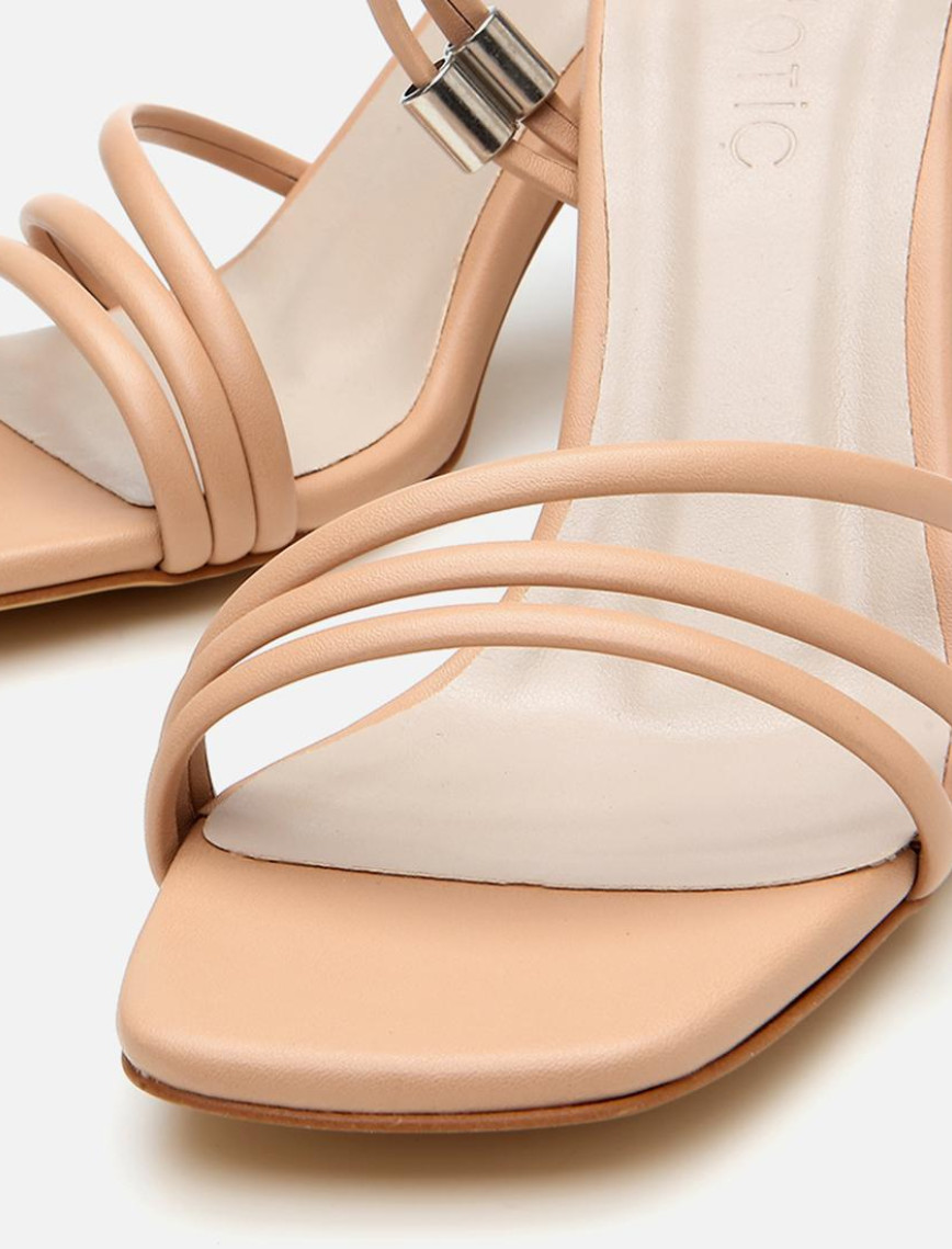 Kadın Bej Topuklu Sandalet Kadın Bej Topuklu Sandalet