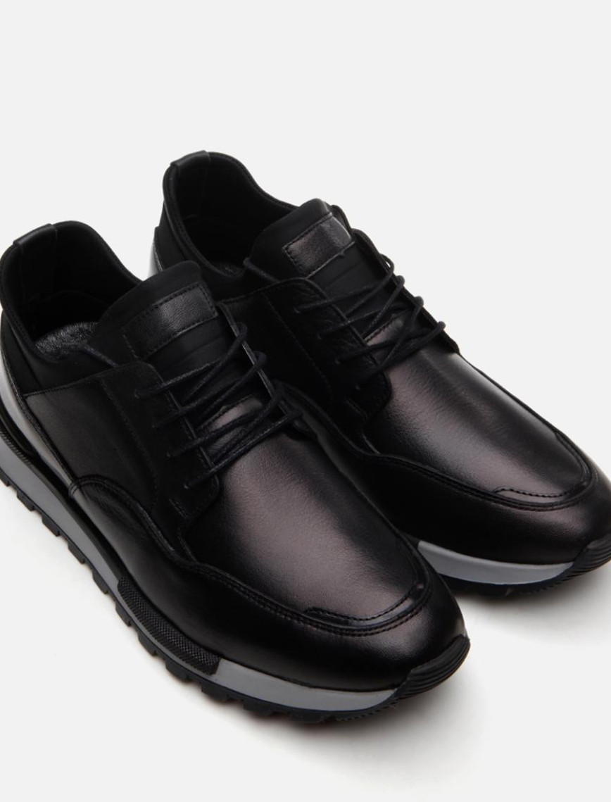 Erkek Deri Siyah Spor Ayakkabı Erkek Deri Siyah Spor Ayakkabı