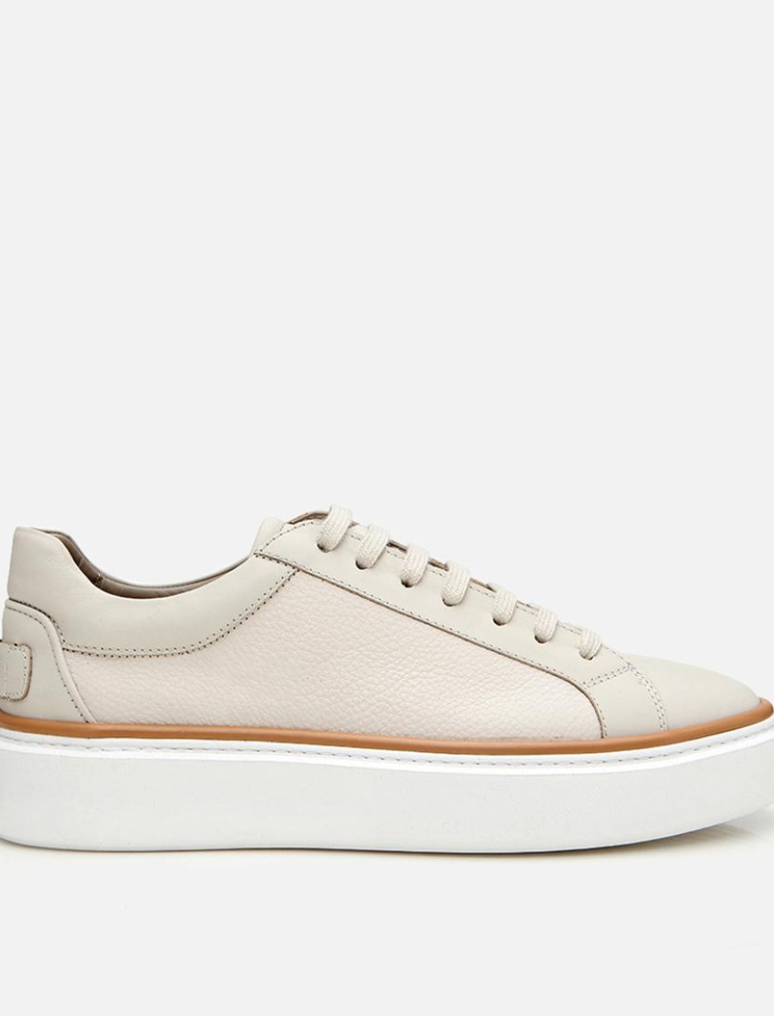 Erkek Deri Beyaz Hafif Tabanlı Spor Ayakkabı Erkek Deri Beyaz Hafif Tabanlı Spor Ayakkabı