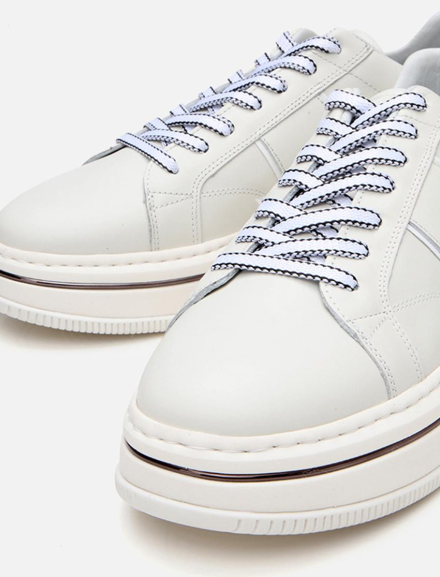 Erkek Deri Beyaz Yüksek Tabanlı Spor Ayakkabı Erkek Deri Beyaz Yüksek Tabanlı Spor Ayakkabı