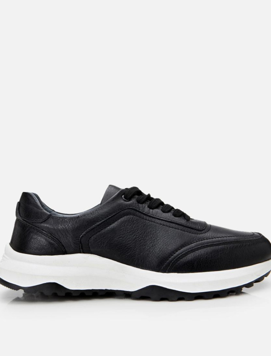 Erkek Deri Kahverengi Yumuşak Tabanlı Spor Ayakkabı Erkek Deri Kahverengi Yumuşak Tabanlı Spor Ayakkabı