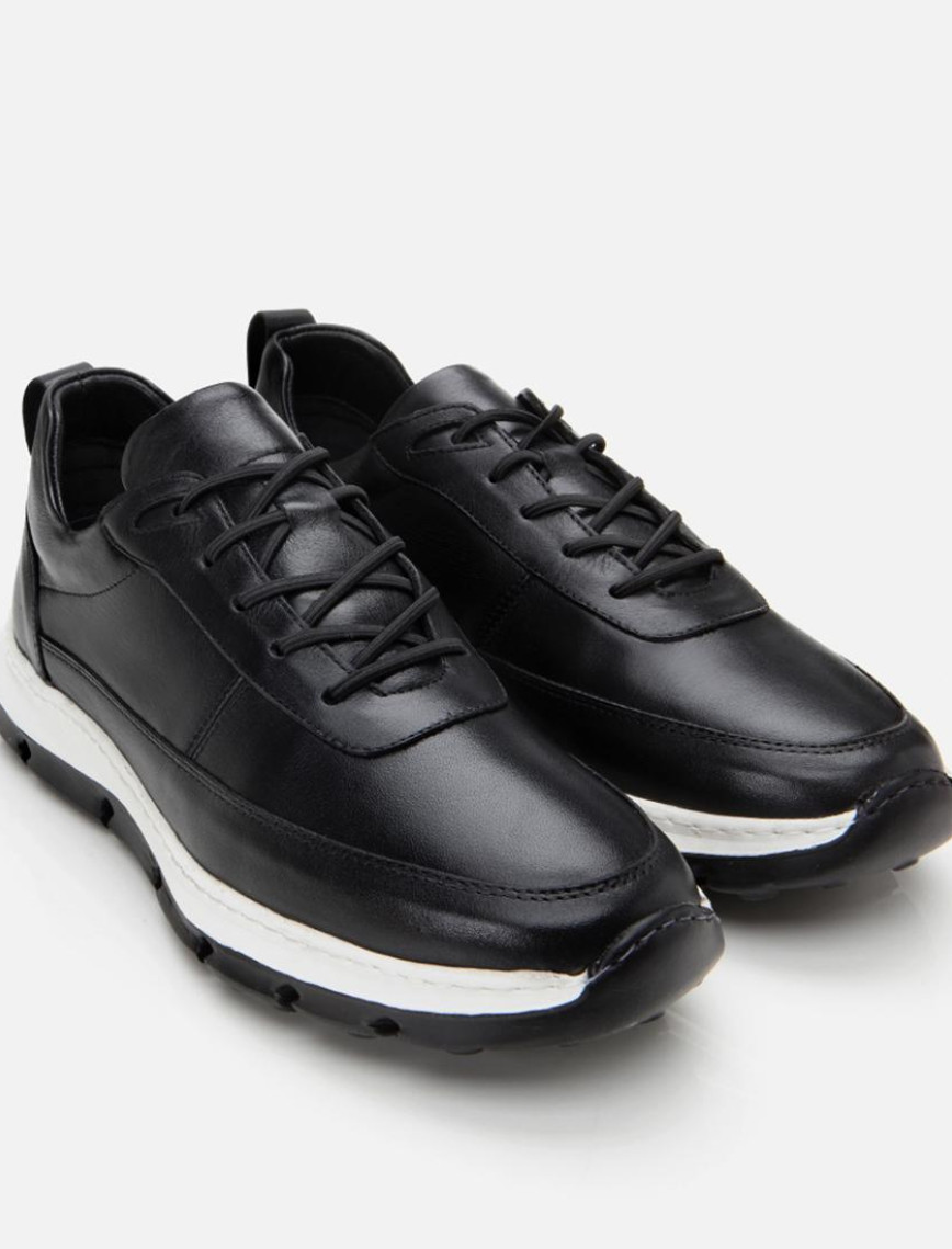 Erkek Deri Siyah Ultra Hafif Tabanlı Spor Ayakkabı Erkek Deri Siyah Ultra Hafif Tabanlı Spor Ayakkabı
