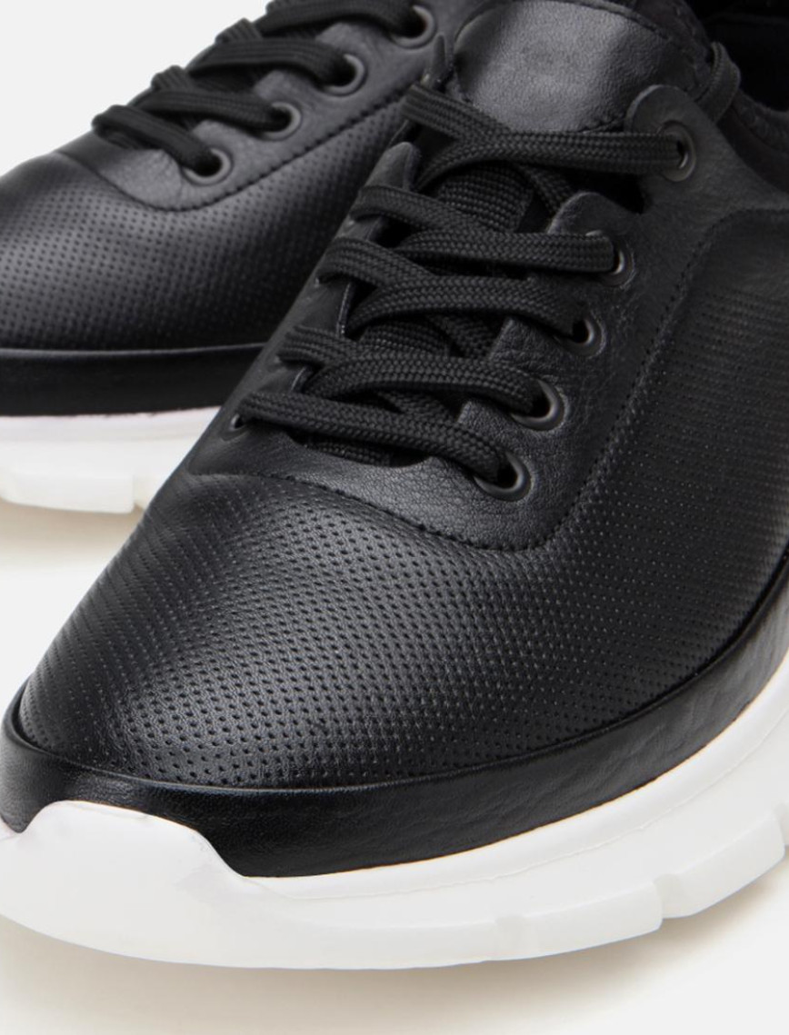 Erkek Deri Siyah Ultra Hafif Tabanlı Spor Ayakkabı Erkek Deri Siyah Ultra Hafif Tabanlı Spor Ayakkabı