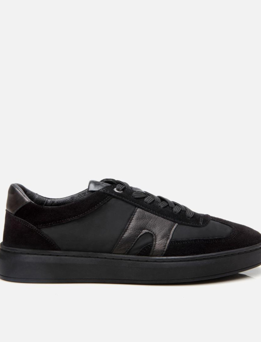 Erkek Deri Lacivert Ultra Hafif Tabanlı Spor Ayakkabı Erkek Deri Lacivert Ultra Hafif Tabanlı Spor Ayakkabı