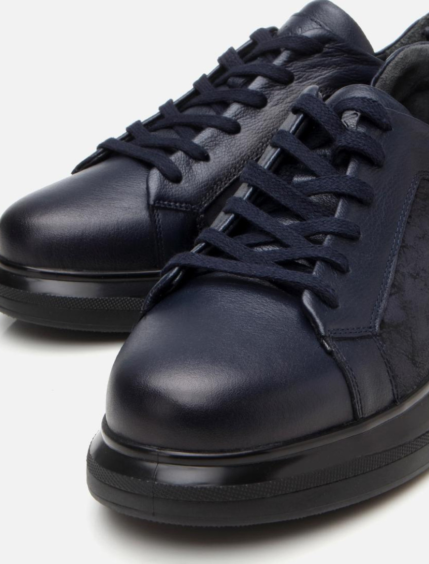 Erkek Deri Lacivert Spor Ayakkabı Erkek Deri Lacivert Spor Ayakkabı
