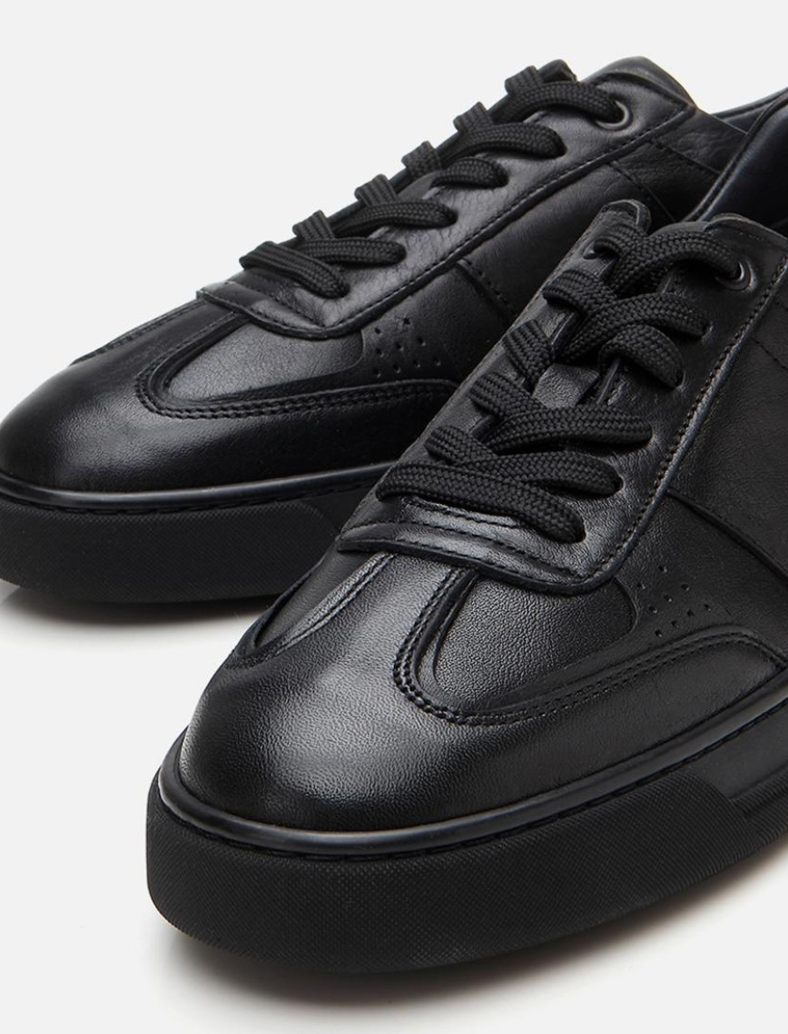 Erkek Deri Siyah Spor Ayakkabı Erkek Deri Siyah Spor Ayakkabı