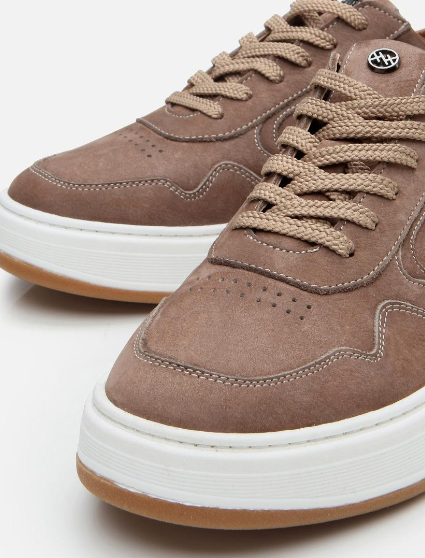 Erkek Nubuk Deri Yüksek Tabanlı Bej Spor Ayakkabı Erkek Nubuk Deri Yüksek Tabanlı Bej Spor Ayakkabı