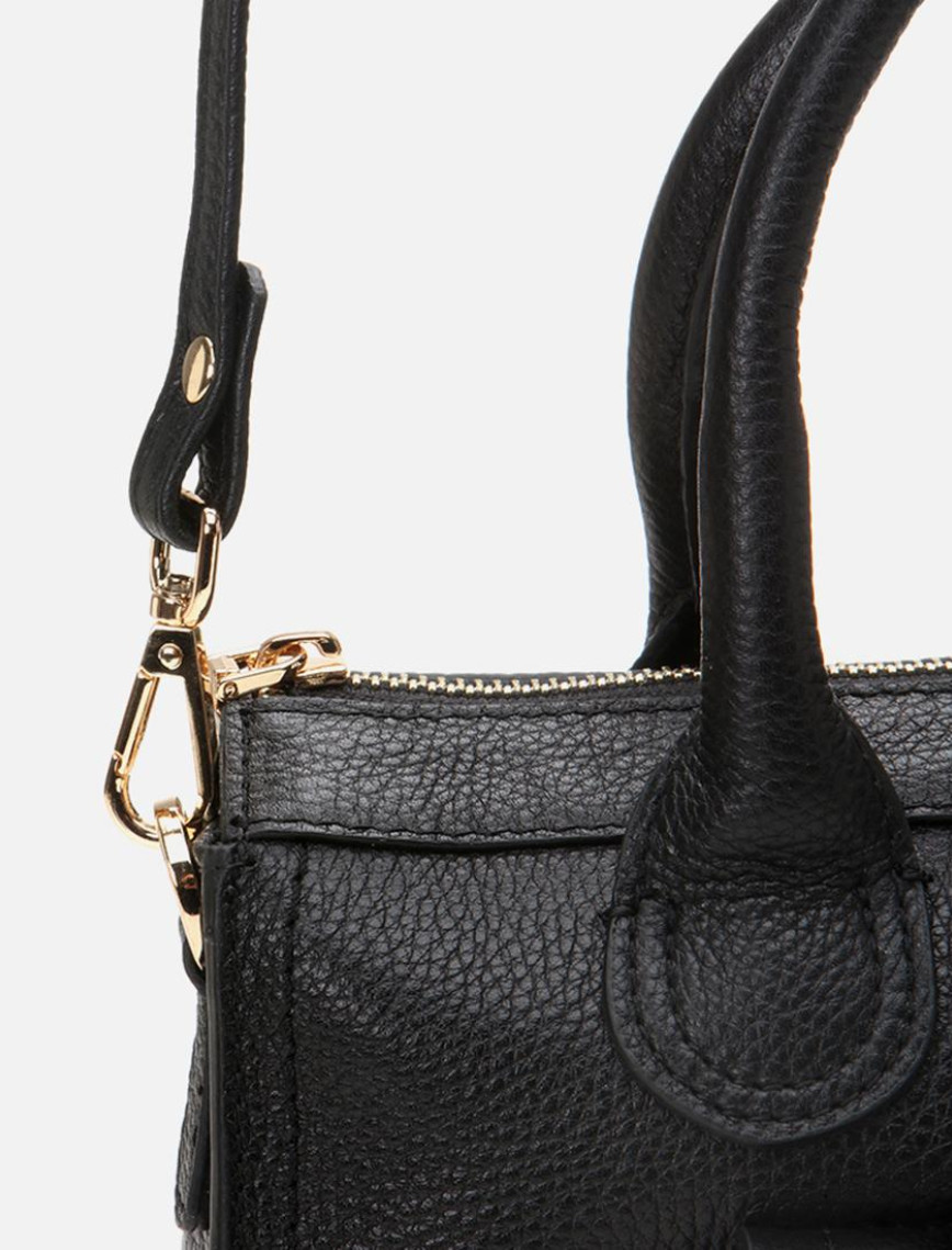 Kadın Deri Siyah Omuz Çantası Kadın Deri Siyah Omuz Çantası