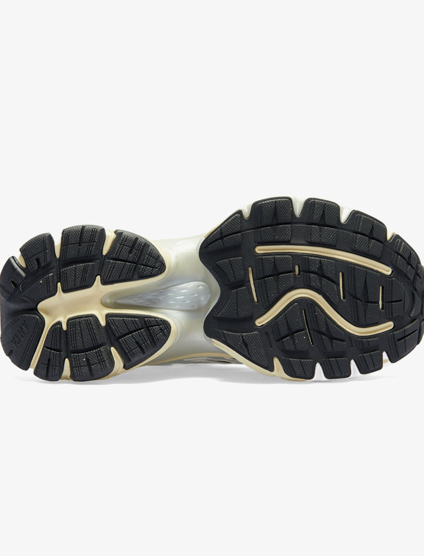 Anta Skyrocket Kadın Beyaz Spor Ayakkabı Anta Skyrocket Kadın Beyaz Spor Ayakkabı