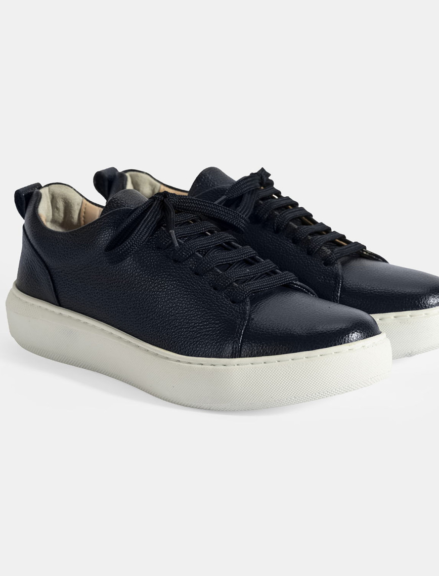 Kadın Lacivert Bağcıklı Deri Günlük Ayakkabı Kadın Lacivert Bağcıklı Deri Günlük Ayakkabı