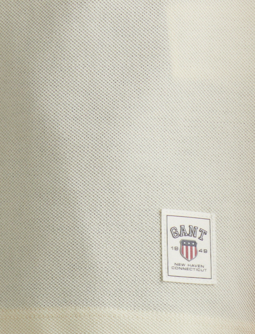 GANT Erkek Krem Relaxed Fit Bisiklet Yaka Logolu T-Shirt GANT Erkek Krem Relaxed Fit Bisiklet Yaka Logolu T-Shirt
