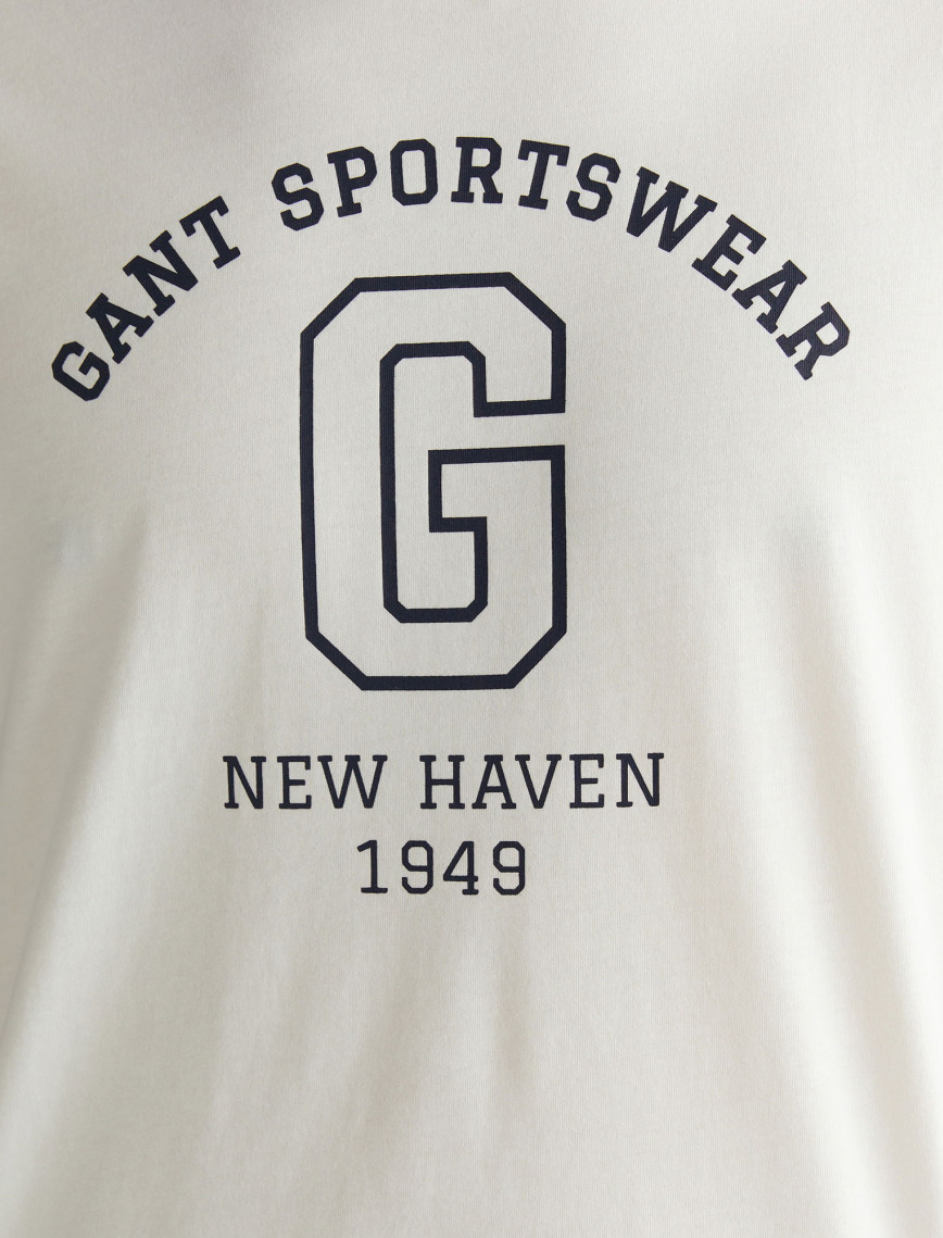 GANT Erkek Krem Regular Fit Bisiklet Yaka Logolu T-Shirt GANT Erkek Krem Regular Fit Bisiklet Yaka Logolu T-Shirt