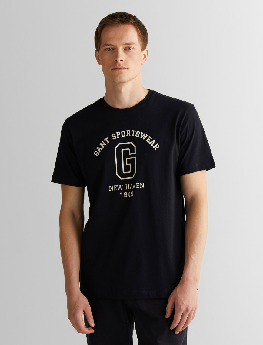 GANT Erkek Krem Regular Fit Bisiklet Yaka Logolu T-Shirt GANT Erkek Krem Regular Fit Bisiklet Yaka Logolu T-Shirt