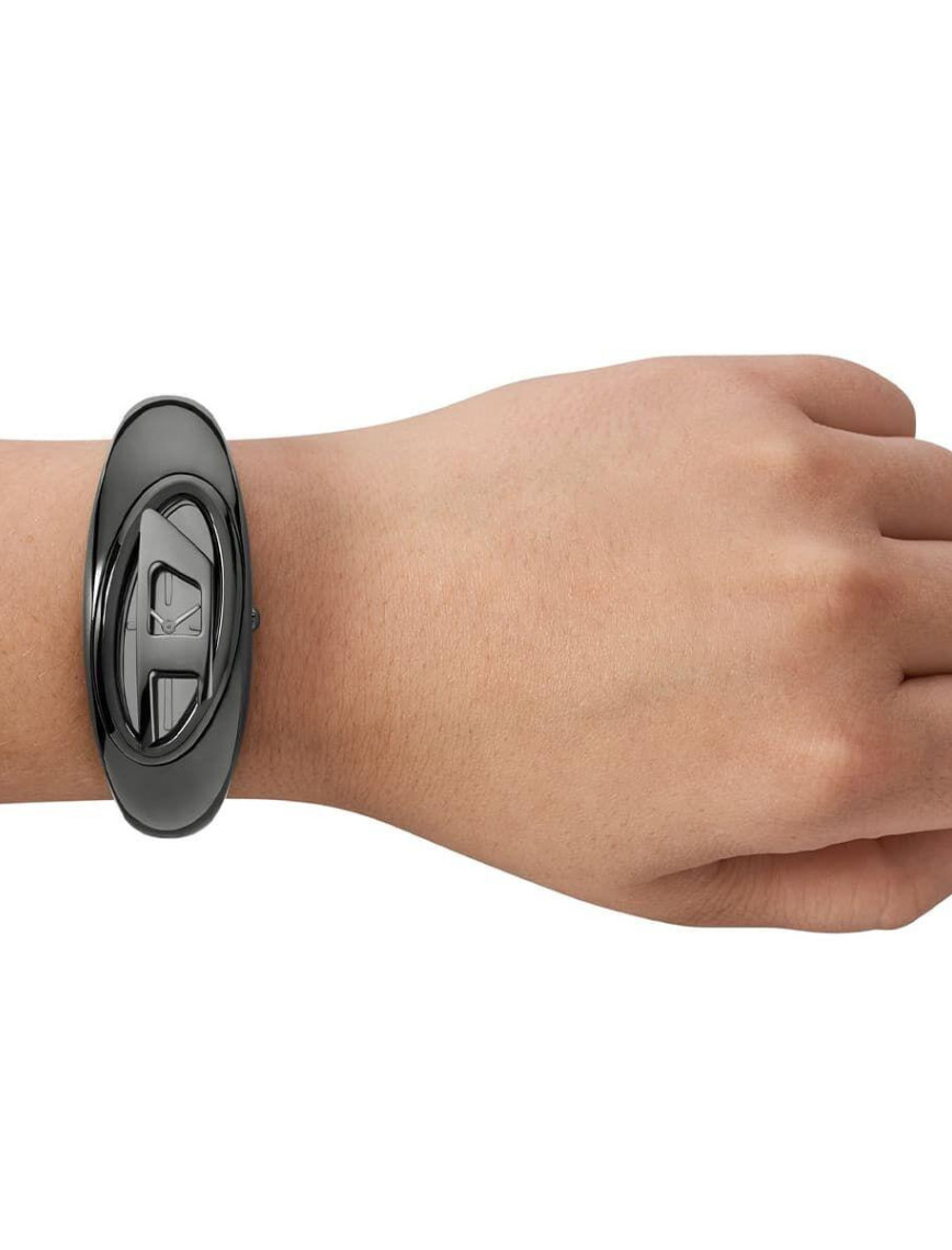 Diesel DZ5607 Kol Saati Diesel DZ5607 Kol Saati