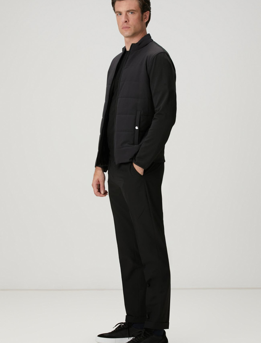 Network Erkek Siyah Kolu Detaylı T-shirt Network Erkek Siyah Kolu Detaylı T-shirt