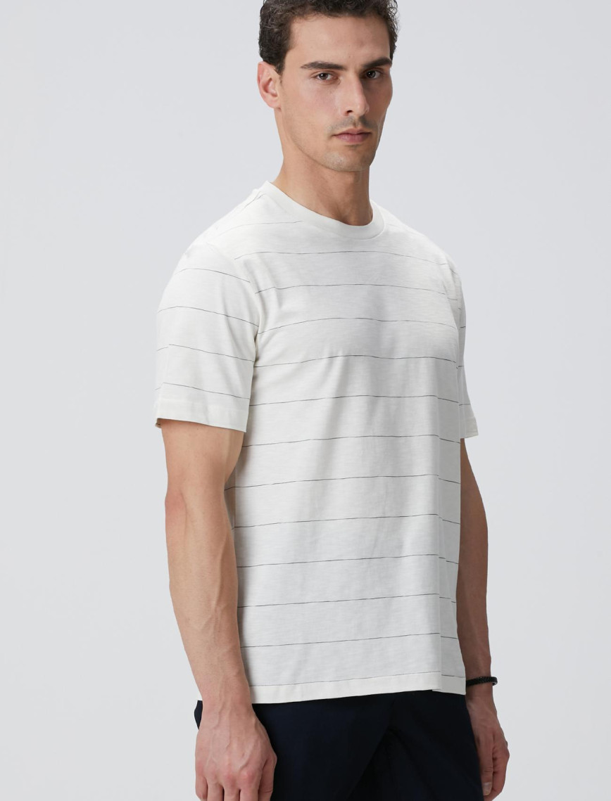 Network Erkek Kırık Beyaz T-shirt Network Erkek Kırık Beyaz T-shirt