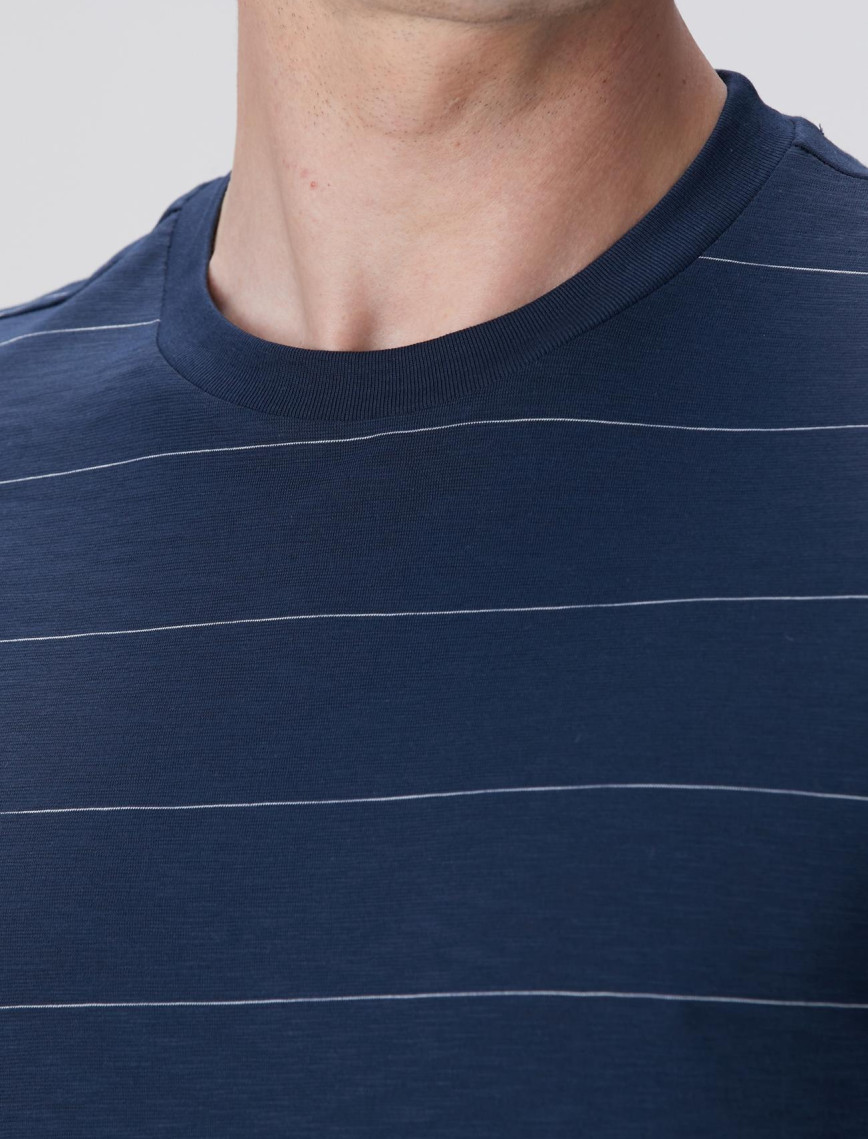 Network Erkek Lacivert Kırık Beyaz T-shirt Network Erkek Lacivert Kırık Beyaz T-shirt