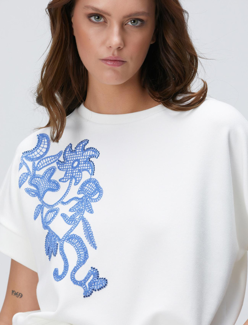 Network Kadın Kırık Beyaz Sweatshirt Network Kadın Kırık Beyaz Sweatshirt