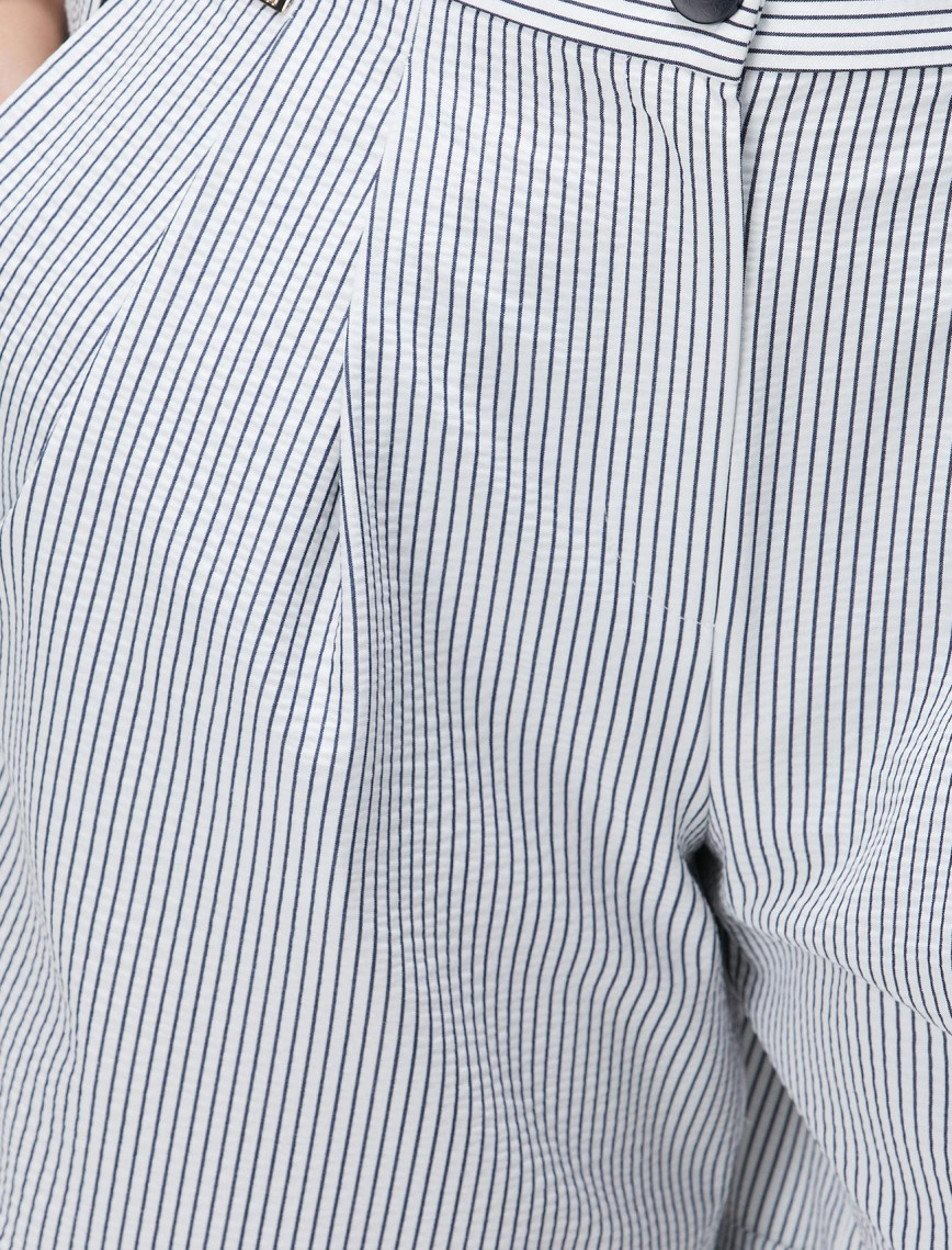 Network Kadın Lacivert Beyaz Şort Network Kadın Lacivert Beyaz Şort