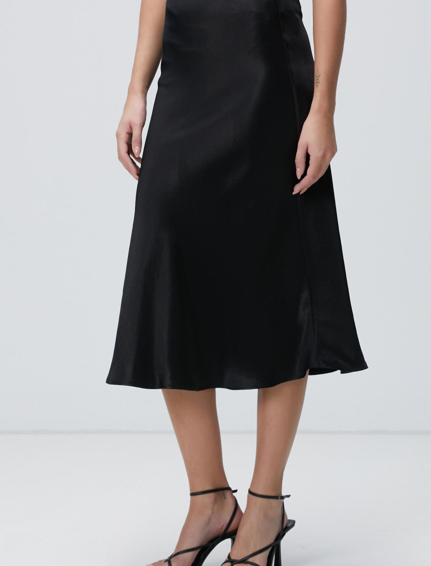 Network Kadın Siyah Saten Etek Network Kadın Siyah Saten Etek