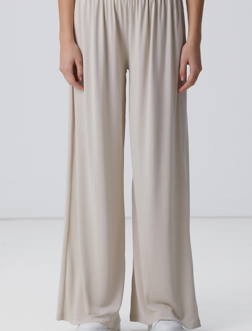 Network Kadın N-Tech Taş Eşofman Altı Network Kadın N-Tech Taş Eşofman Altı