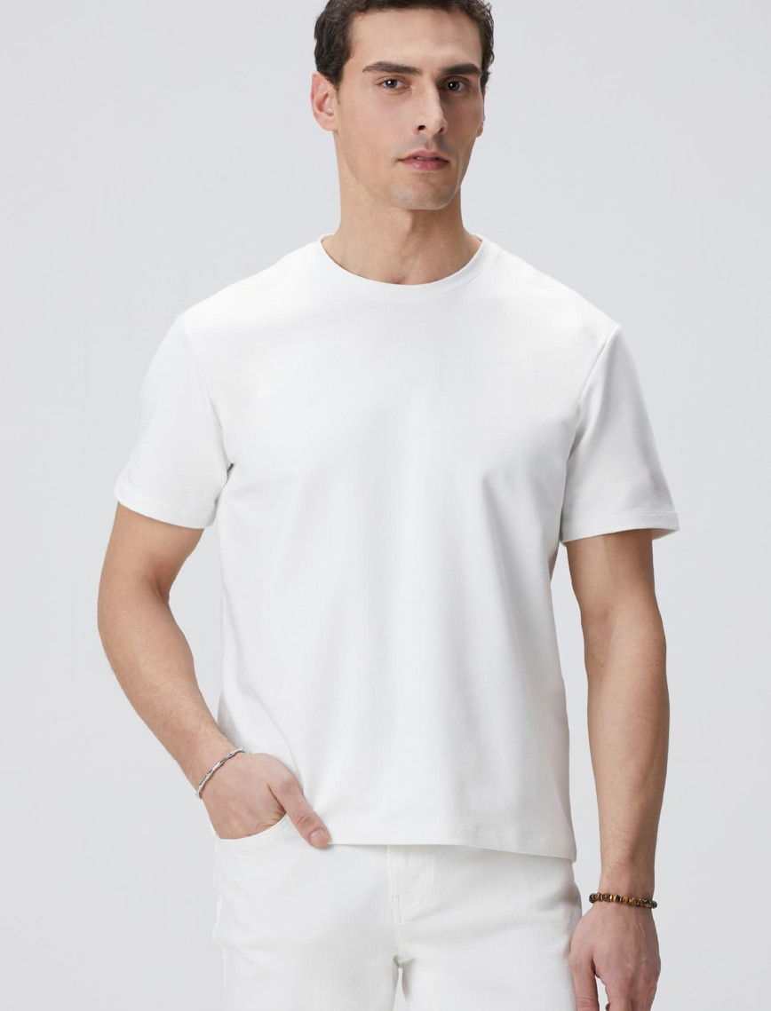 Network Erkek N-Tech Kırık Beyaz Basic T-shirt Network Erkek N-Tech Kırık Beyaz Basic T-shirt