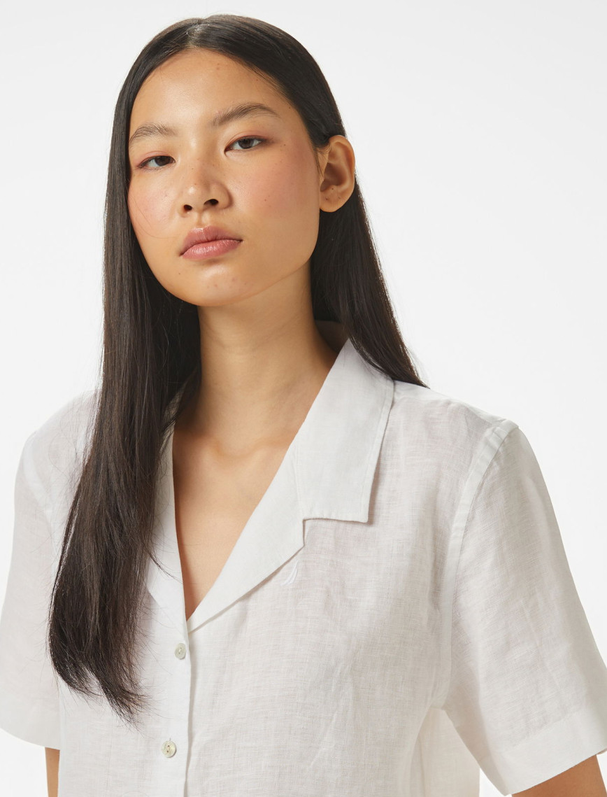 Nautica Kadın Beyaz Regular Fit Keten Gömlek Nautica Kadın Beyaz Regular Fit Keten Gömlek