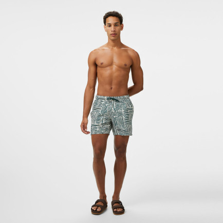 Nautica Erkek Yeşil Regular Fit Desenli Deniz Şortu Nautica Erkek Yeşil Regular Fit Desenli Deniz Şortu