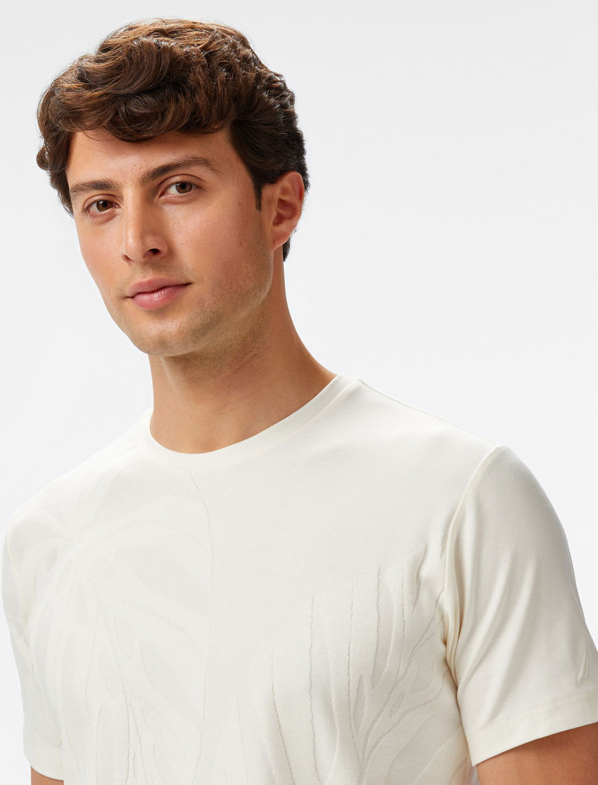 Nautica Erkek Krem Regular Fit Desenli T-Shirt Nautica Erkek Krem Regular Fit Desenli T-Shirt