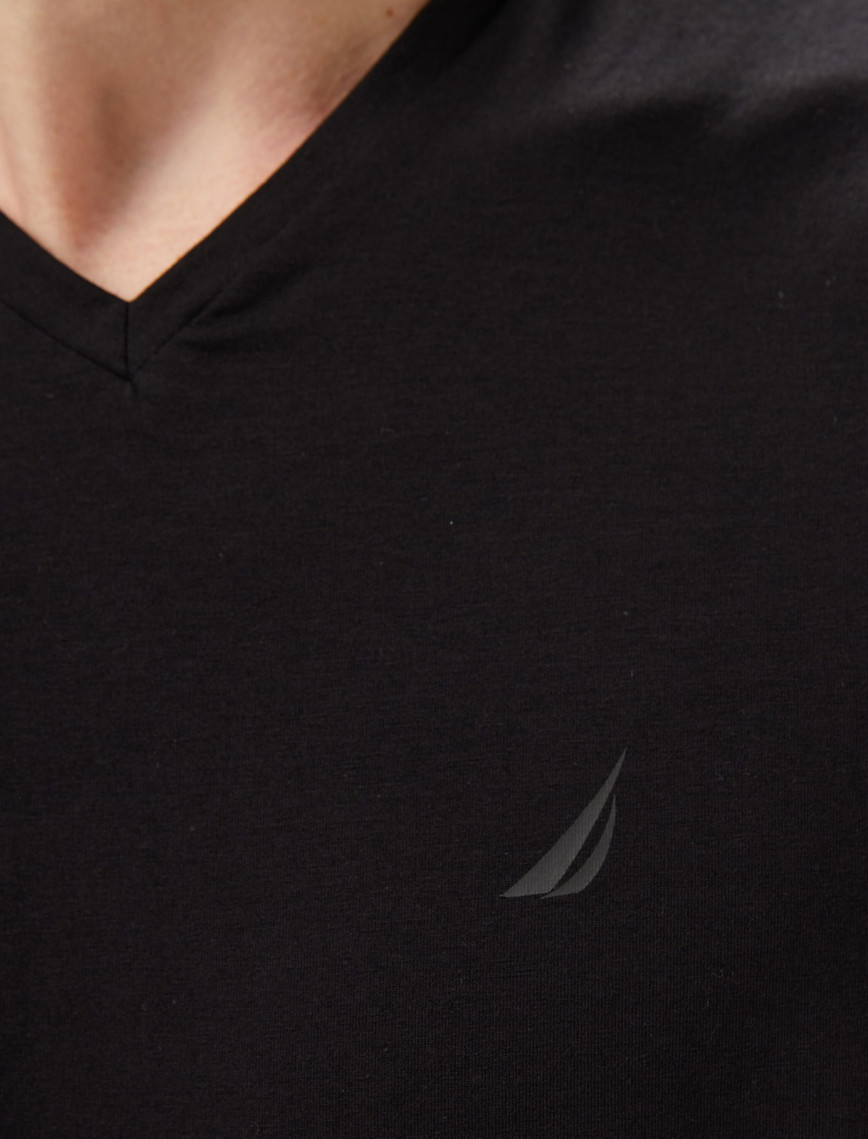 Nautica Erkek Siyah Regular Fit T-Shirt Nautica Erkek Siyah Regular Fit T-Shirt