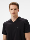Nautica Erkek Siyah Regular Fit T-Shirt Nautica Erkek Siyah Regular Fit T-Shirt