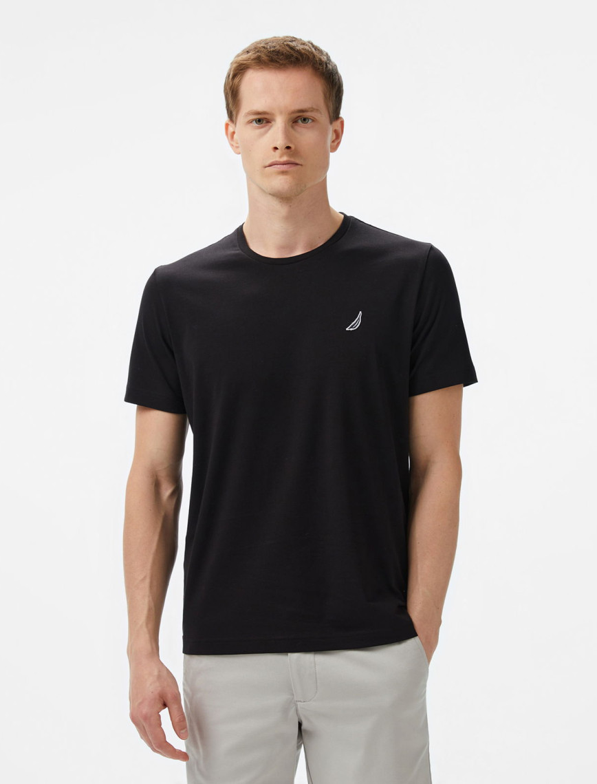Nautica Erkek Siyah Regular Fit T-Shirt Nautica Erkek Siyah Regular Fit T-Shirt