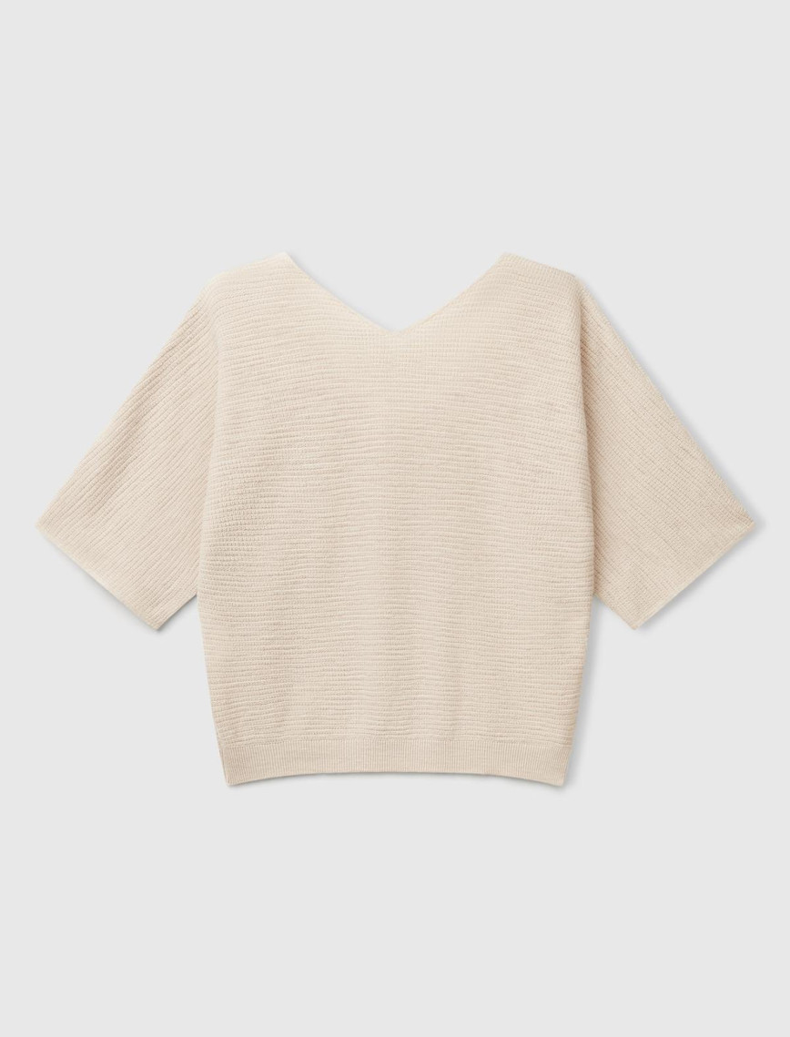 Kadın Taş Rengi Pamuk ve Keten Karışımlı Çizgili Dikişsiz V Yaka Kısa Kollu Üst Kadın Taş Rengi Pamuk ve Keten Karışımlı Çizgili Dikişsiz V Yaka Kısa Kollu Üst