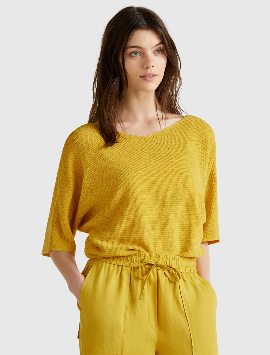 Kadın Taş Rengi Pamuk ve Keten Karışımlı Çizgili Dikişsiz V Yaka Kısa Kollu Üst Kadın Taş Rengi Pamuk ve Keten Karışımlı Çizgili Dikişsiz V Yaka Kısa Kollu Üst