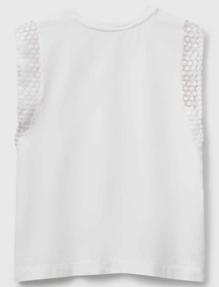 Kadın Beyaz Dantel Detaylı Kolsuz Esnek T-Shirt