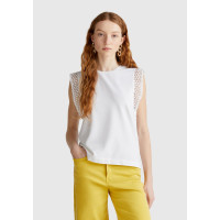 Kadın Beyaz Dantel Detaylı Kolsuz Esnek T-Shirt