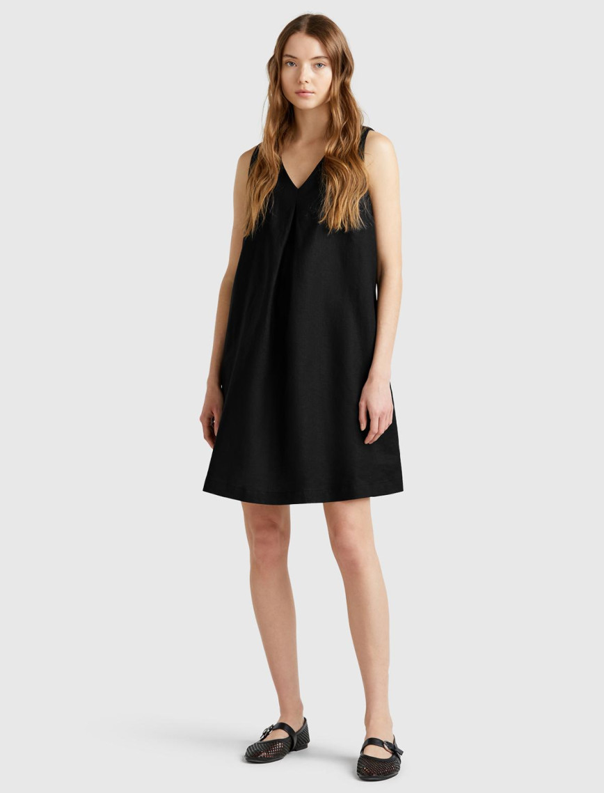 Kadın Taş Rengi %100 Keten Yanı Fermuarlı A Kesim V Yaka Kısa Elbise Kadın Taş Rengi %100 Keten Yanı Fermuarlı A Kesim V Yaka Kısa Elbise