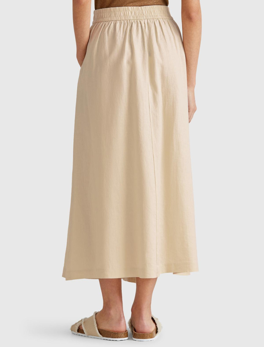 Kadın Taş Rengi %100 Keten Arka Beli Lastikli Pileli Uzun Etek Kadın Taş Rengi %100 Keten Arka Beli Lastikli Pileli Uzun Etek