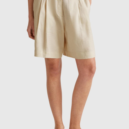 Kadın Taş Rengi %100 Keten Arka Beli Lastikli Pileli Relax Fit Bermuda Şort Kadın Taş Rengi %100 Keten Arka Beli Lastikli Pileli Relax Fit Bermuda Şort