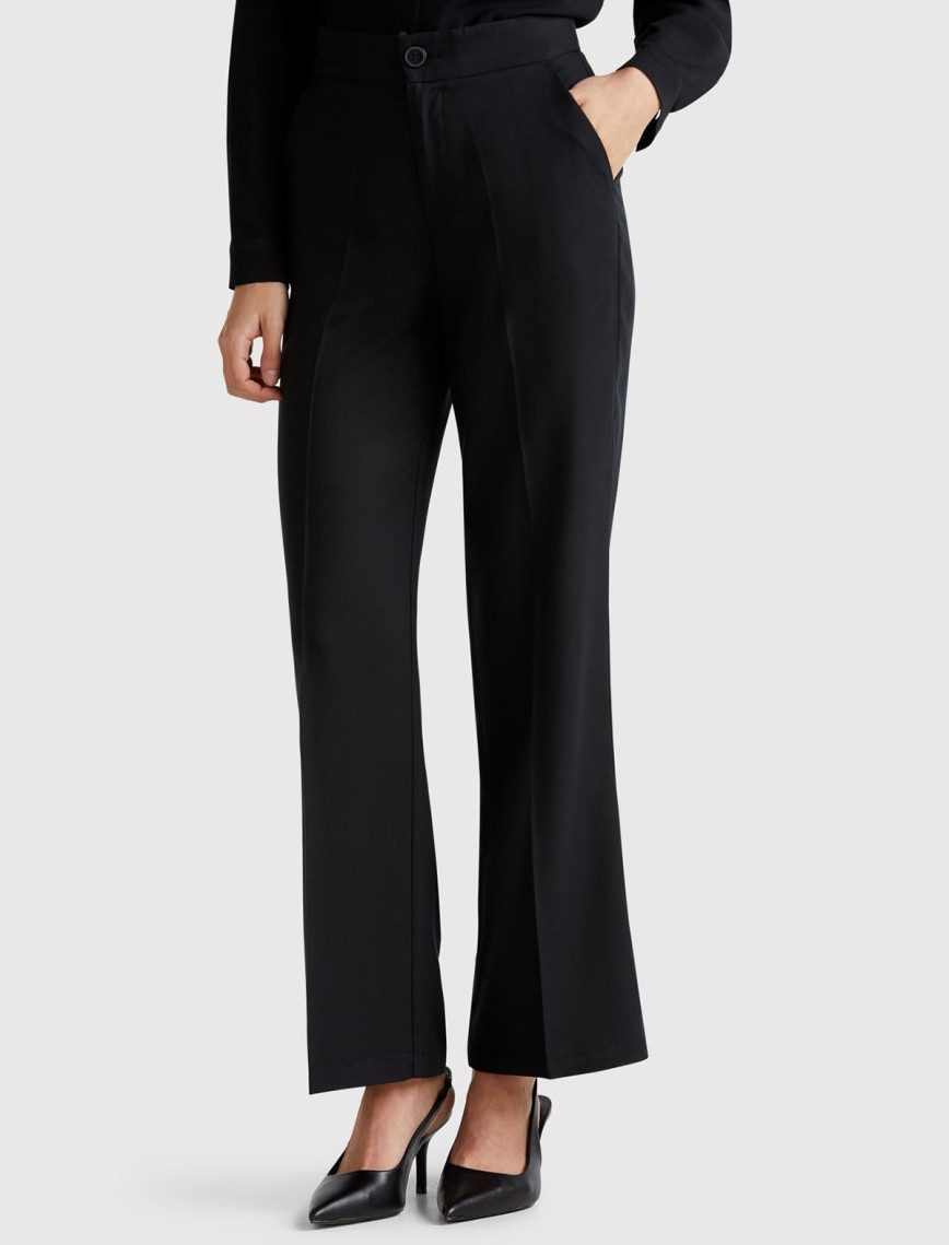 Kadın Beyaz %100 Liyosel Beli Lastikli Düz Paça Pantolon Kadın Beyaz %100 Liyosel Beli Lastikli Düz Paça Pantolon