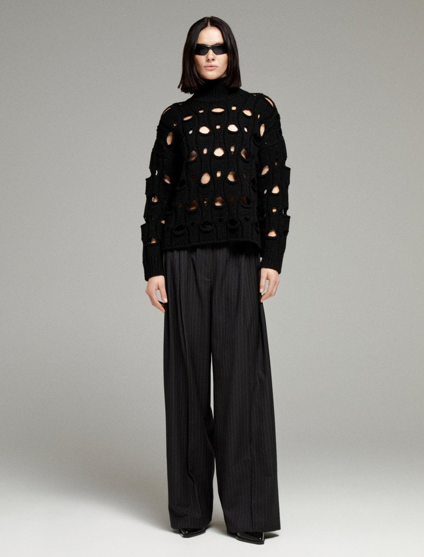 Kadın Siyah Yün Karışımlı Delik Detaylı Balıkçı Yaka Kazak Kadın Siyah Yün Karışımlı Delik Detaylı Balıkçı Yaka Kazak