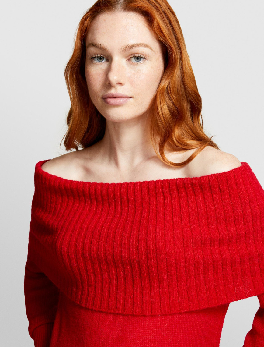 Kadın Kırmızı Alpaka Karışımlı Normal Kesim Kayık Yaka Düz Örgü Kazak