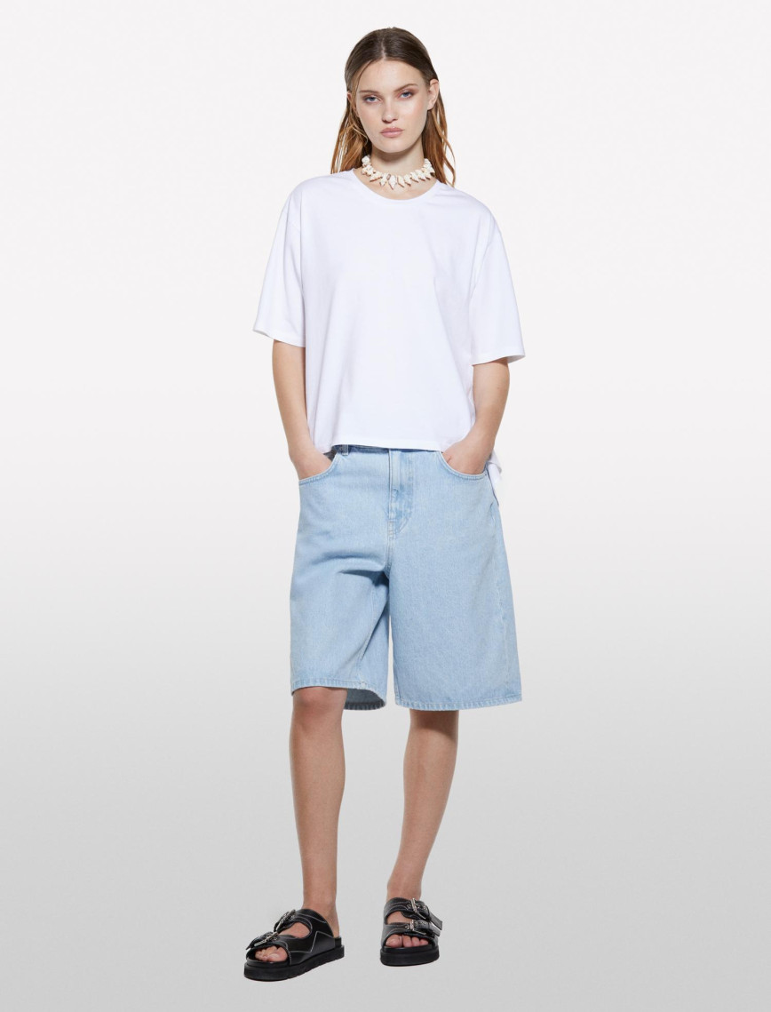 Kadın Beyaz %100 Pamuk Arkası Bağcıklı Bisiklet Yaka Regular Fit T-Shirt Kadın Beyaz %100 Pamuk Arkası Bağcıklı Bisiklet Yaka Regular Fit T-Shirt