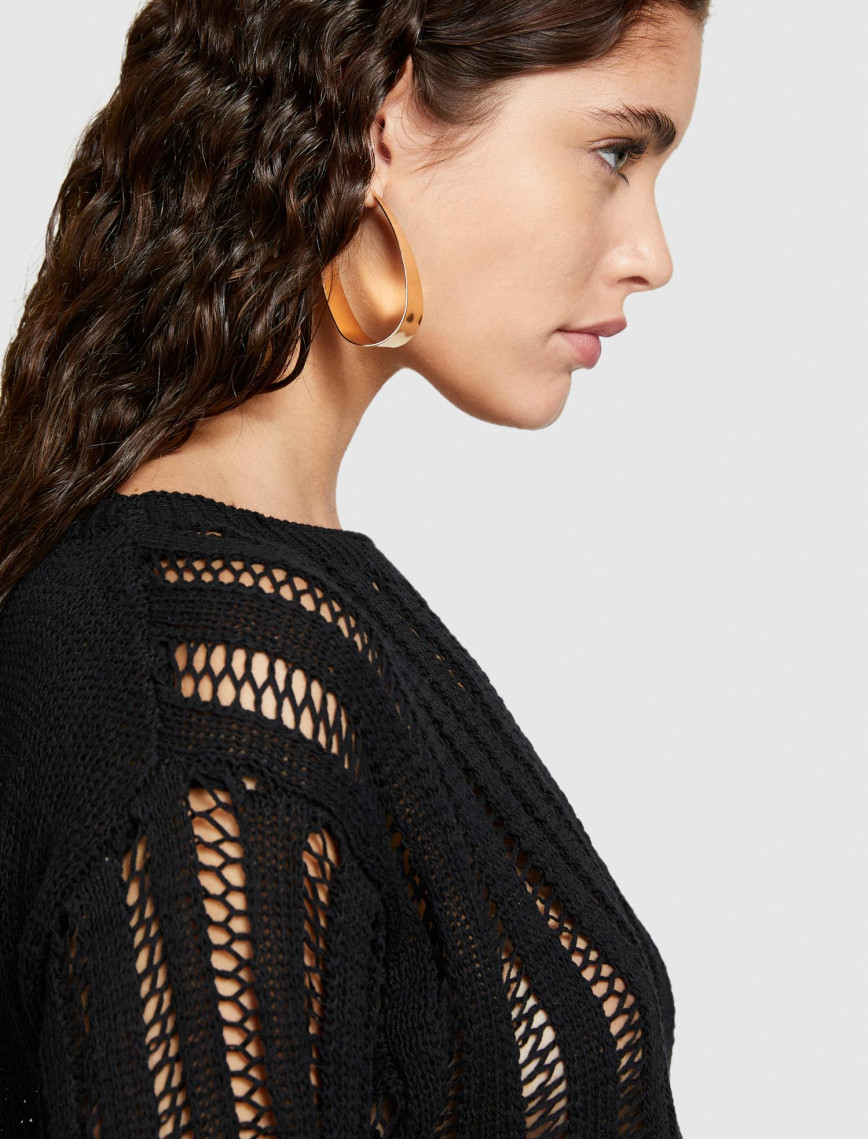 Kadın Siyah Pamuk Karışımlı Örgü Motifli Düşük Omuzlu Kayık Yaka Kazak Kadın Siyah Pamuk Karışımlı Örgü Motifli Düşük Omuzlu Kayık Yaka Kazak